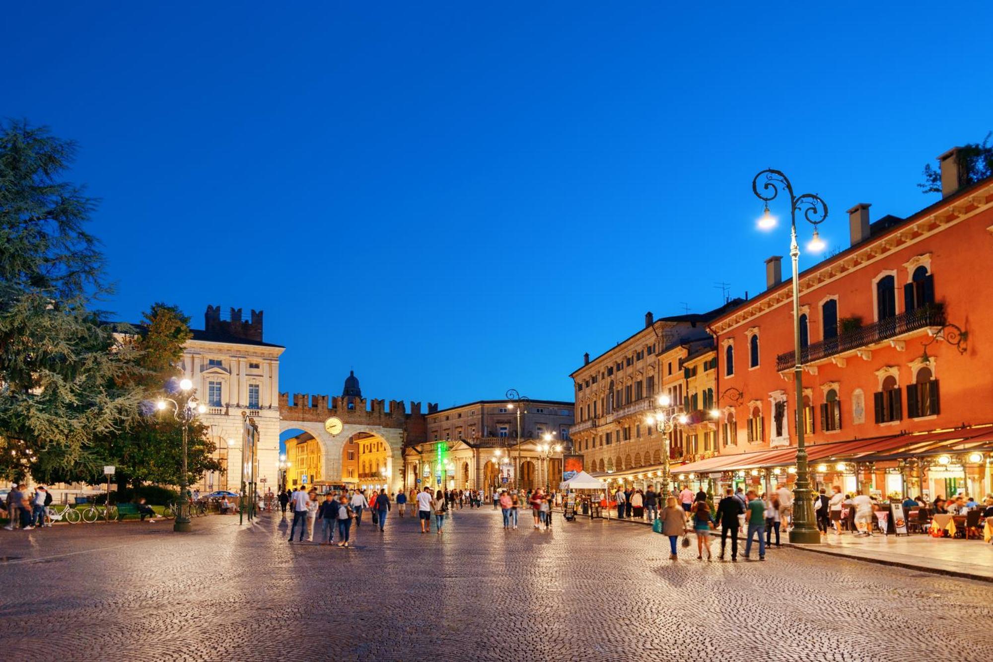 Appartamento Verona For You - Happy Rentals Ngoại thất bức ảnh